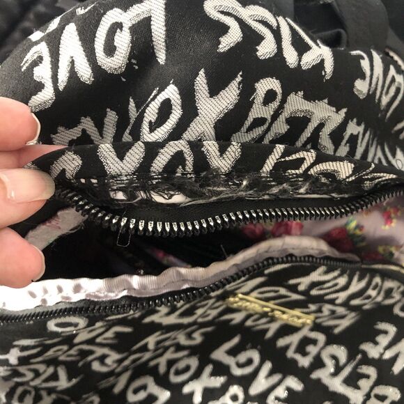 Betsey Johnson XOX Kiss Black Silver Backpack‎ - Picture 8 of 10